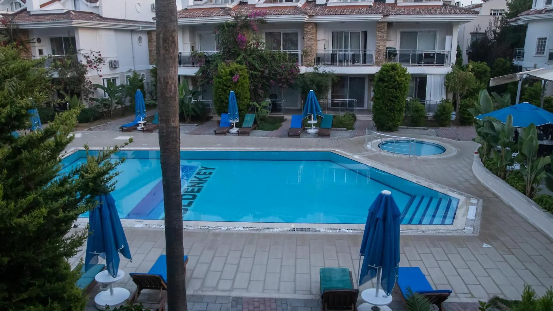 Fethiye Calish Beach Duplex Apartment Hotel apartamentowy