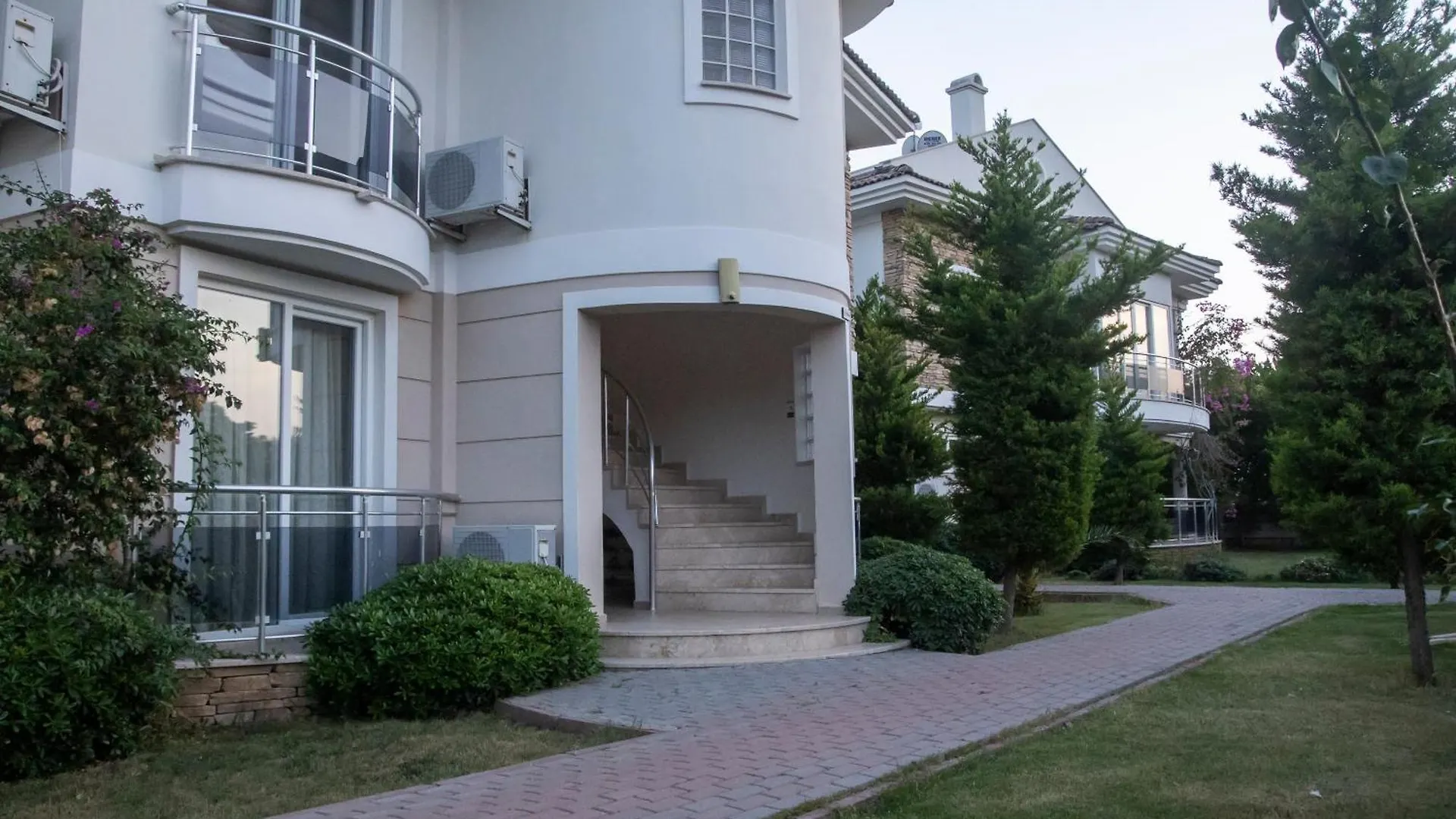 Fethiye Calish Beach Duplex Apartment Hotel apartamentowy